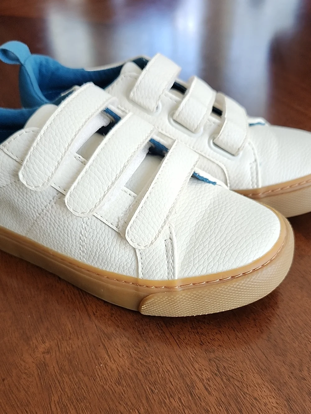 Old Navy White & Blue Velcro Sneackers, 13